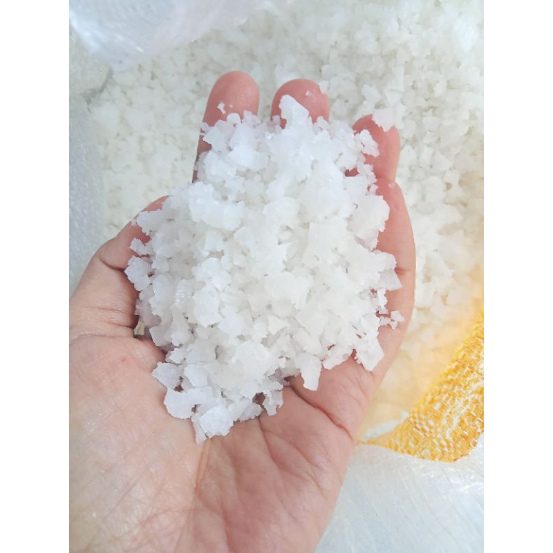 

Garam krosok | garam kasar| garam ikan| garam untuk industri| kemasan plastik 500gr