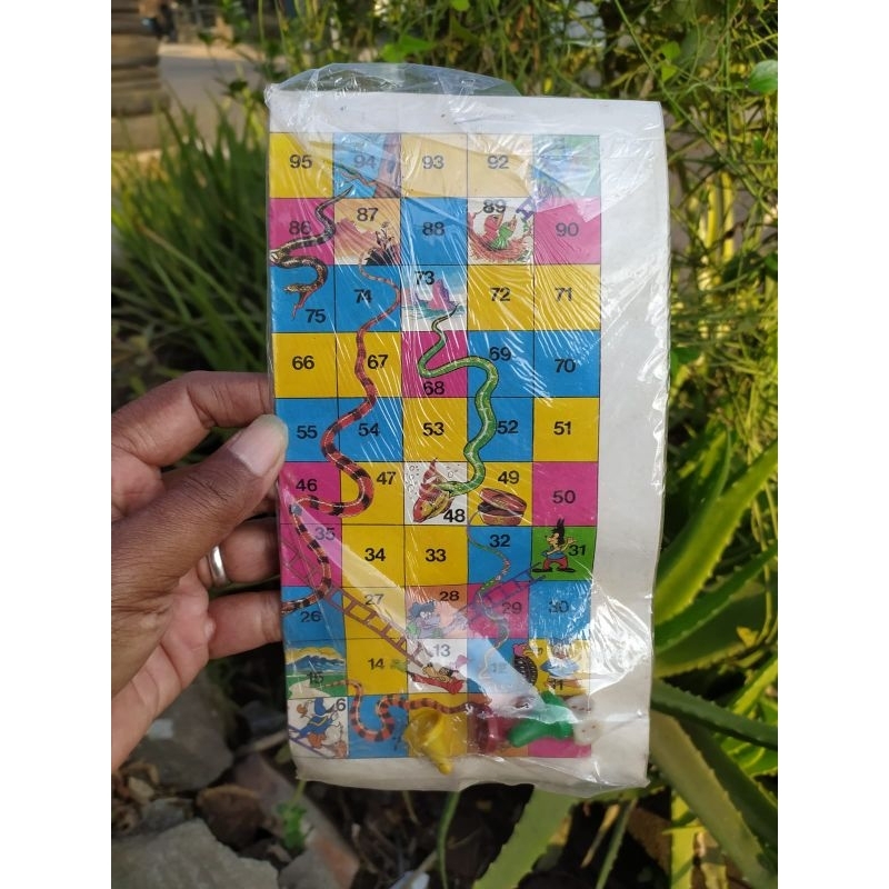 SATU SET MAINAN ULAR TANGGA JADUL LAWAS ASLI TAHUN 80/90AN ( KOLEKSI MAINAN ANAK JADUL )