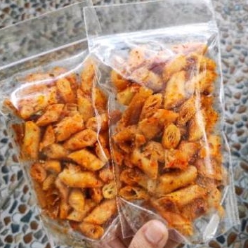 

makroni kering pedas/original