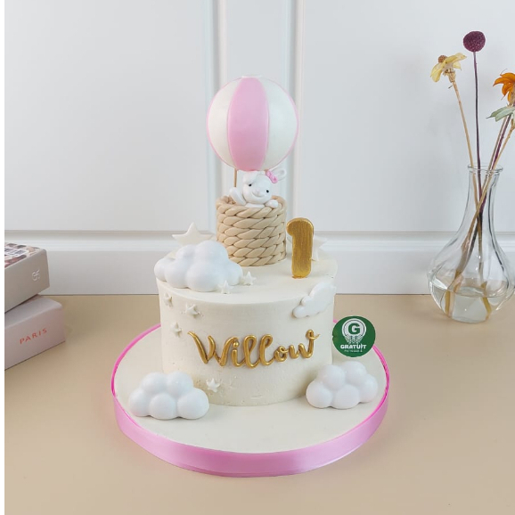 

CAKE TEMA KELINCI BALON UDARA UK 15CM / KUE ULANG TAHUN