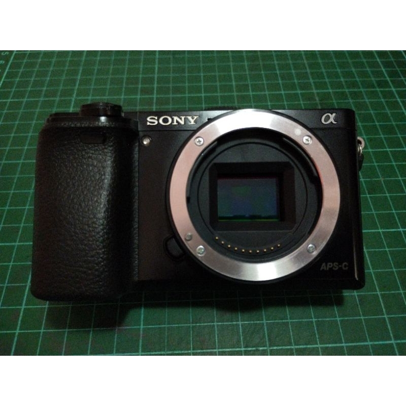 Sony a6000 body only second