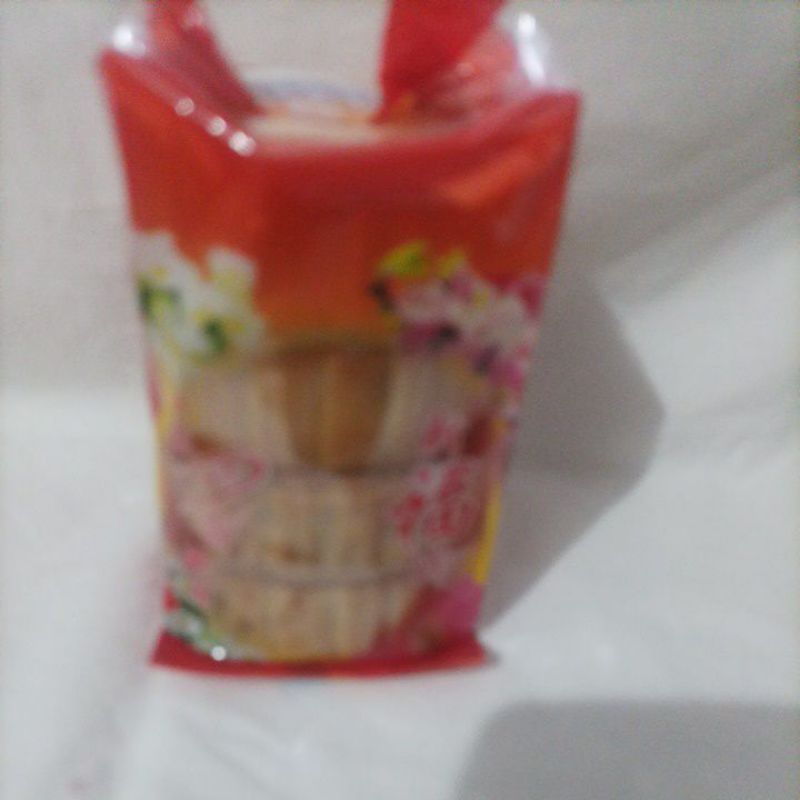 

kue bulan /moon cake bungkusan merk rezeki baru