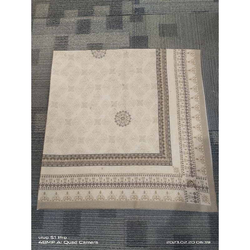 L by LCB scarf preloved