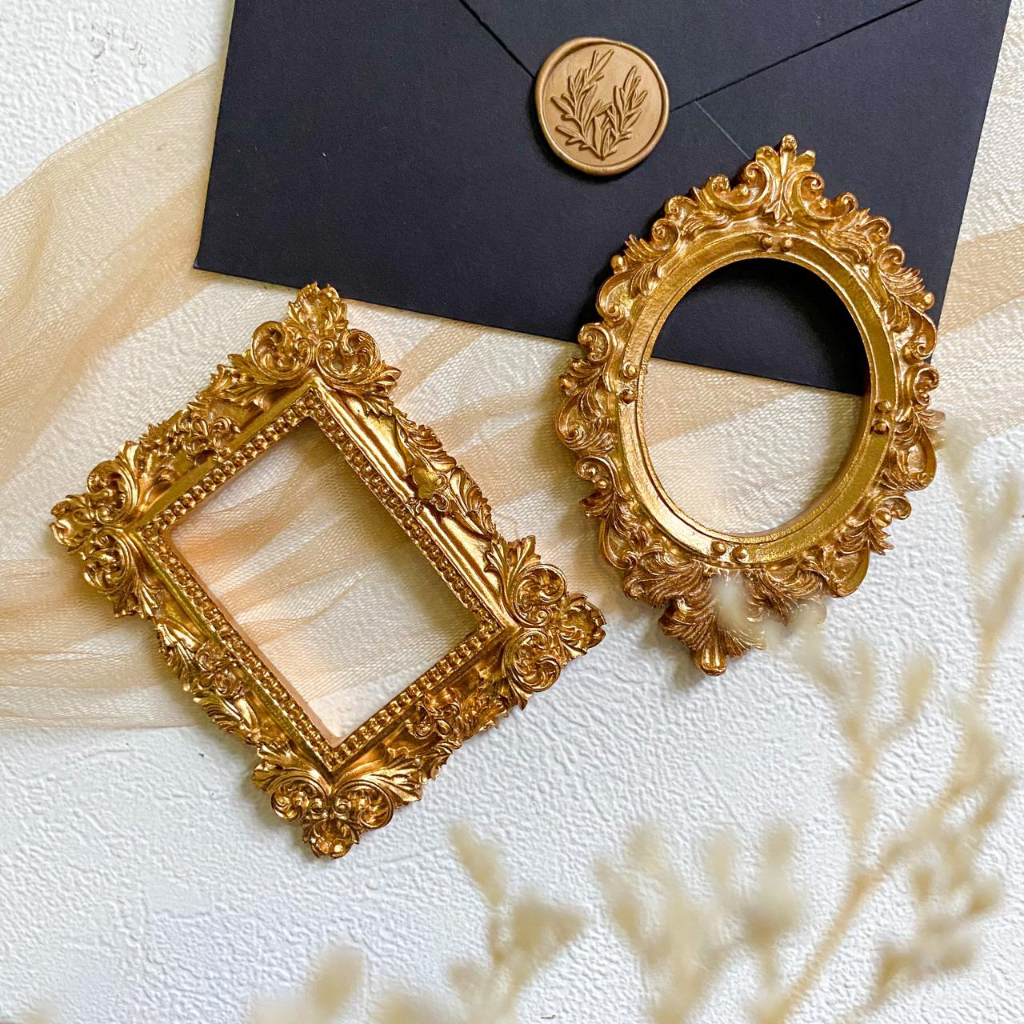 

Frame Gold Aesthetic | Properti Foto Vintage | Bingkai Emas | Properti Wedding Keepsake Vows