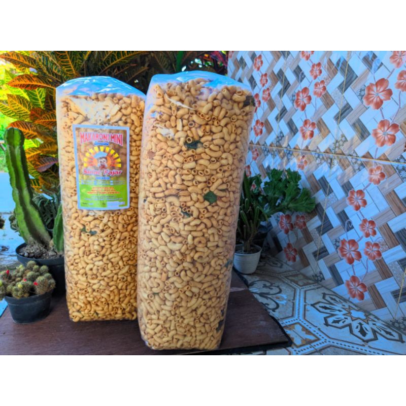 

Snack Makaroni gurih 1 kilo
