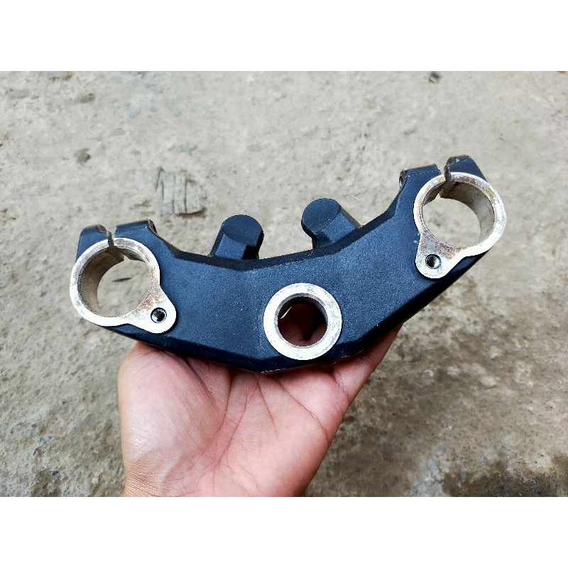 T Segitiga Atas Stir Yamaha R15 V2 Lama Original Bekas Copotan Motor Second 2nd