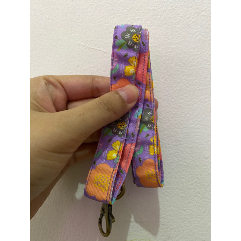 

lanyard lilac mamayaya