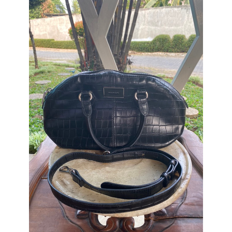 Sling Bag Mango Original Preloved Second