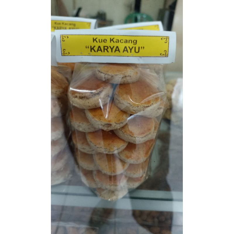 

Kue Kacang Karya Ayu