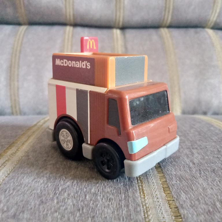 LOOSE TOMY CHORO Q McDONALD'S TRUCK TOMICA