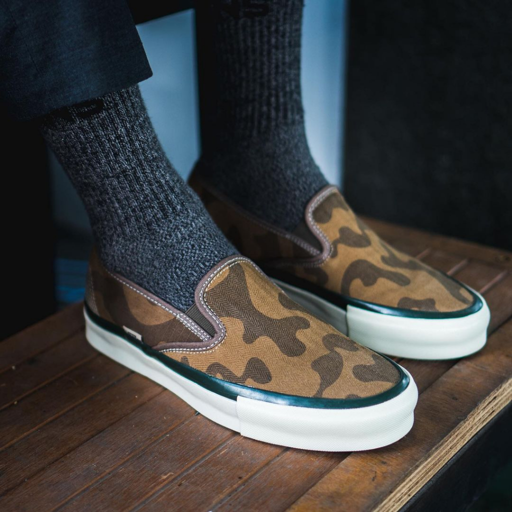 SLIP-ON VAULT OG X TAKA HAYASHI STYLE 48 CANVAS BROWN ORIGINAL 100%