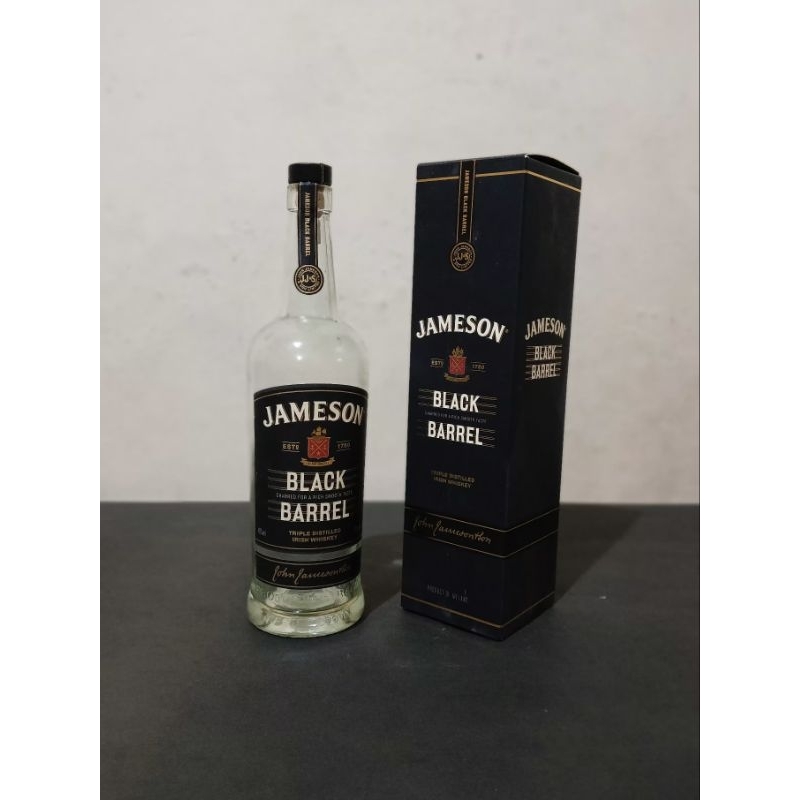 Botol bekas minuman Miras Jameson black Barrel /Hiasan /pajangan