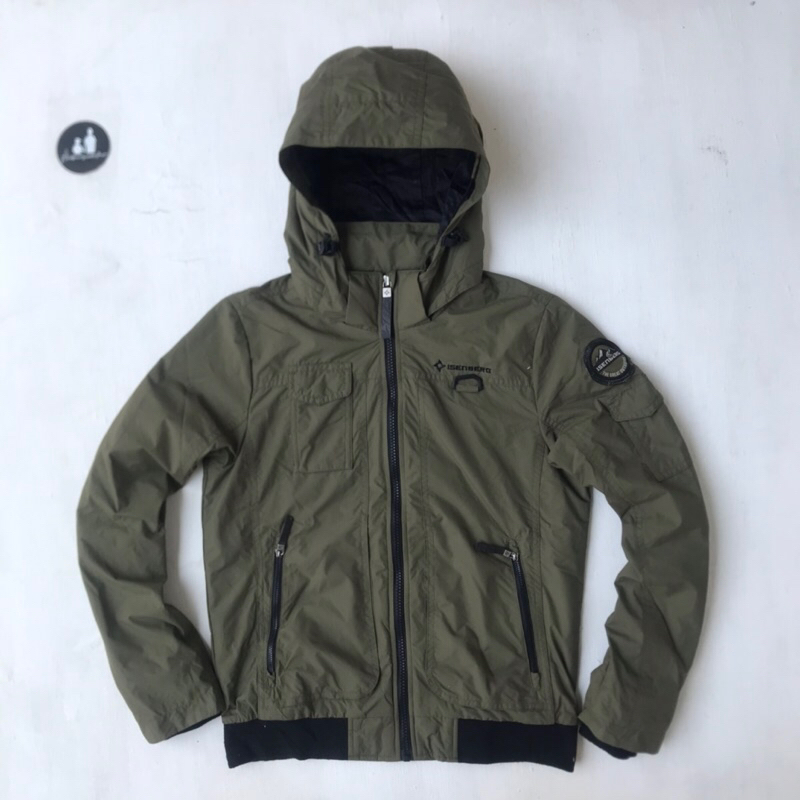 jaket army isenberg