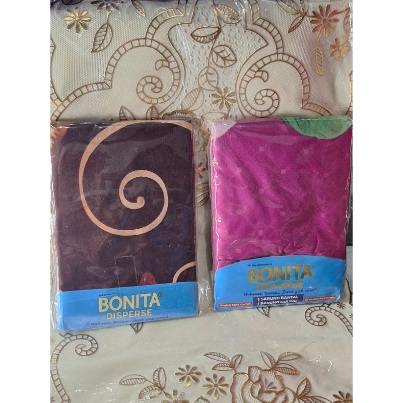 SARUNG BANTAL DAN GULING BONITA