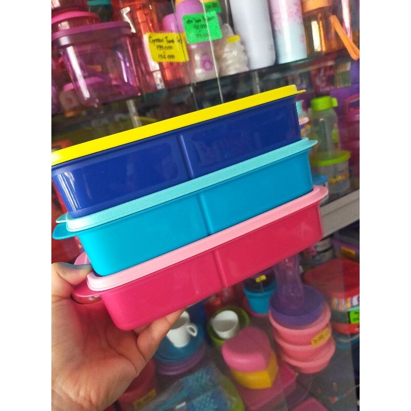 Kotak Makan Tupperware