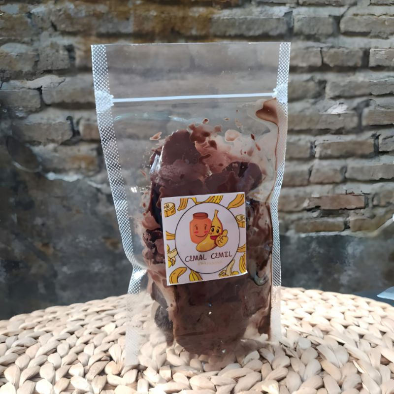 

Keripik Pisang Coklat Lumer Kemasan Pouch 70 gram