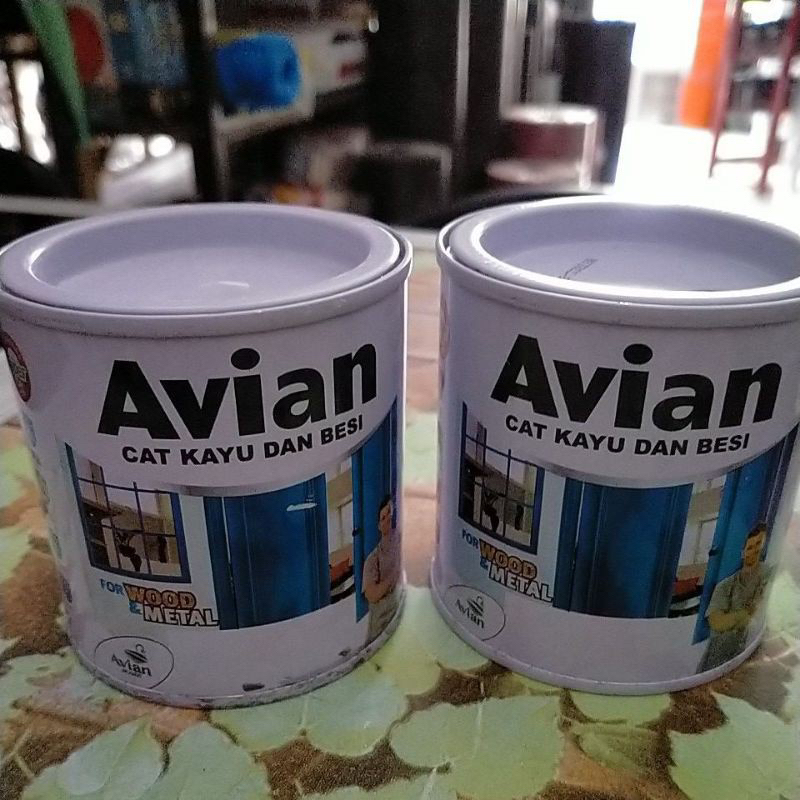 Cat Kayu & Besi Kode 303 Suede Avian Wood Dan Metal Coklat