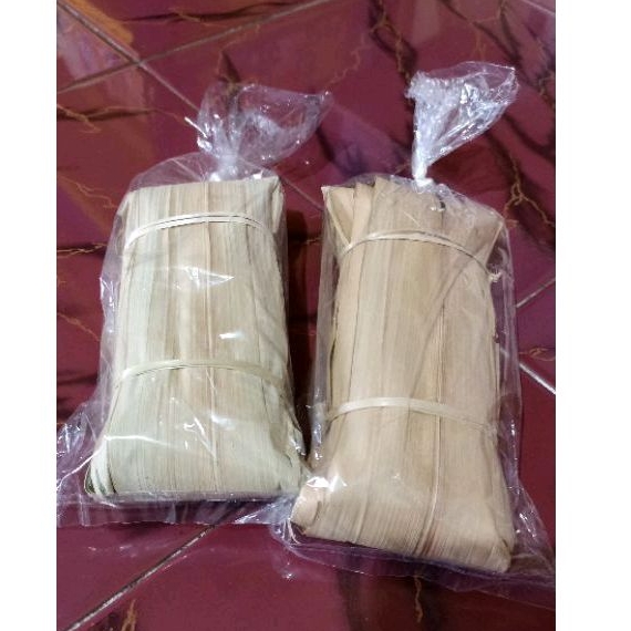 

Gula Aren Asli Situbondo (1 paket Isi 5 bungkus)