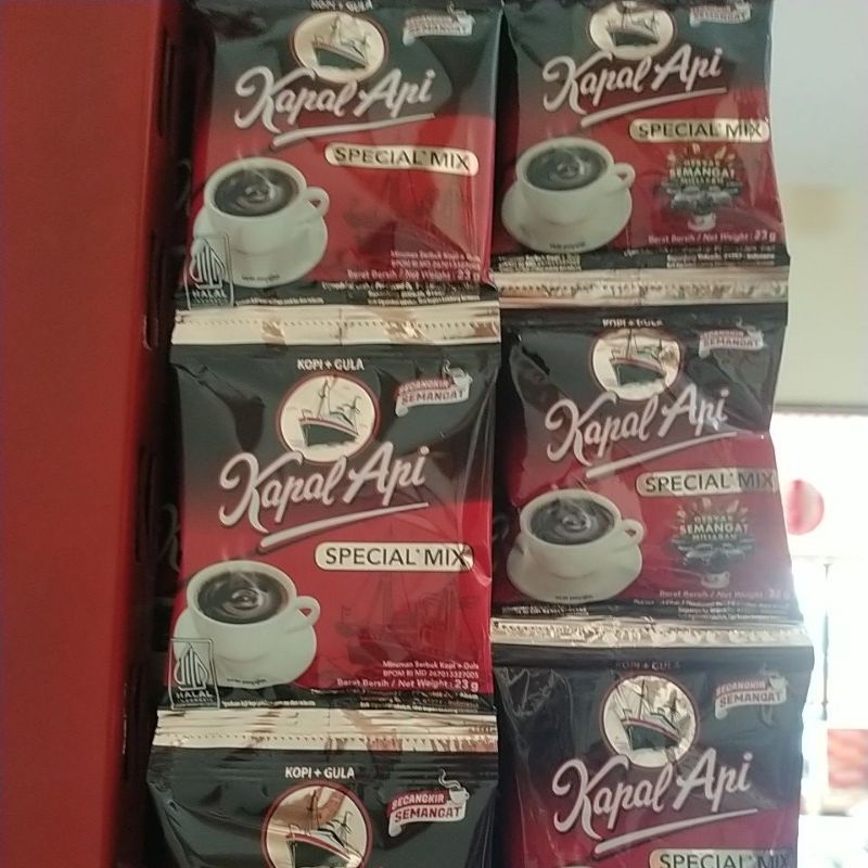 

Kapal API Kopi spesial mix 23gr ISi 10 bgks
