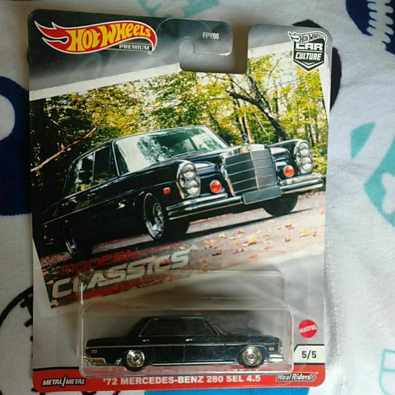 Hot Wheels premium 72 Mercedes-benz 280 Sel 4.5