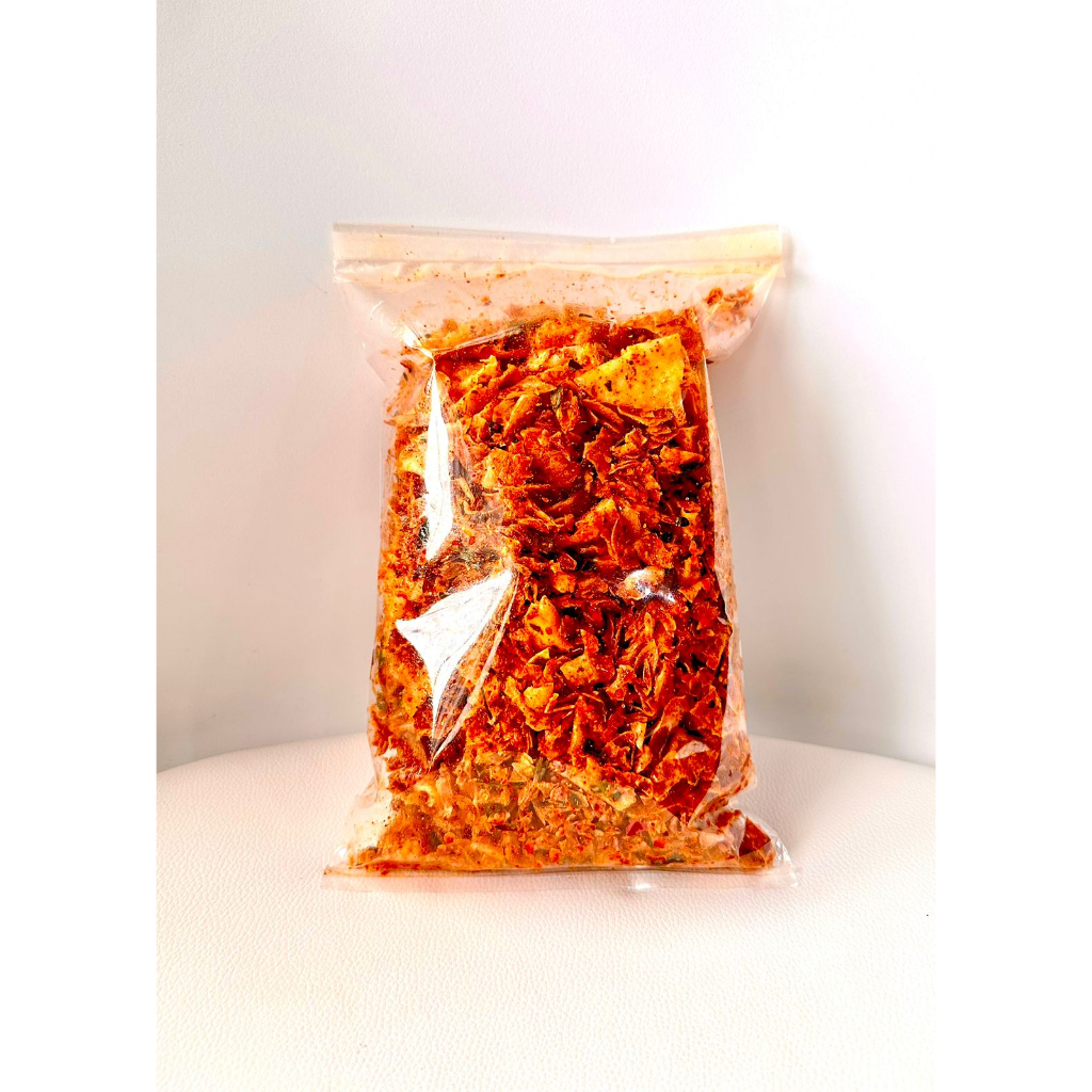 

KERIPIK SINGKONG / KERIPIK KRIWIL 250GR PEDAS DAUN JERUK