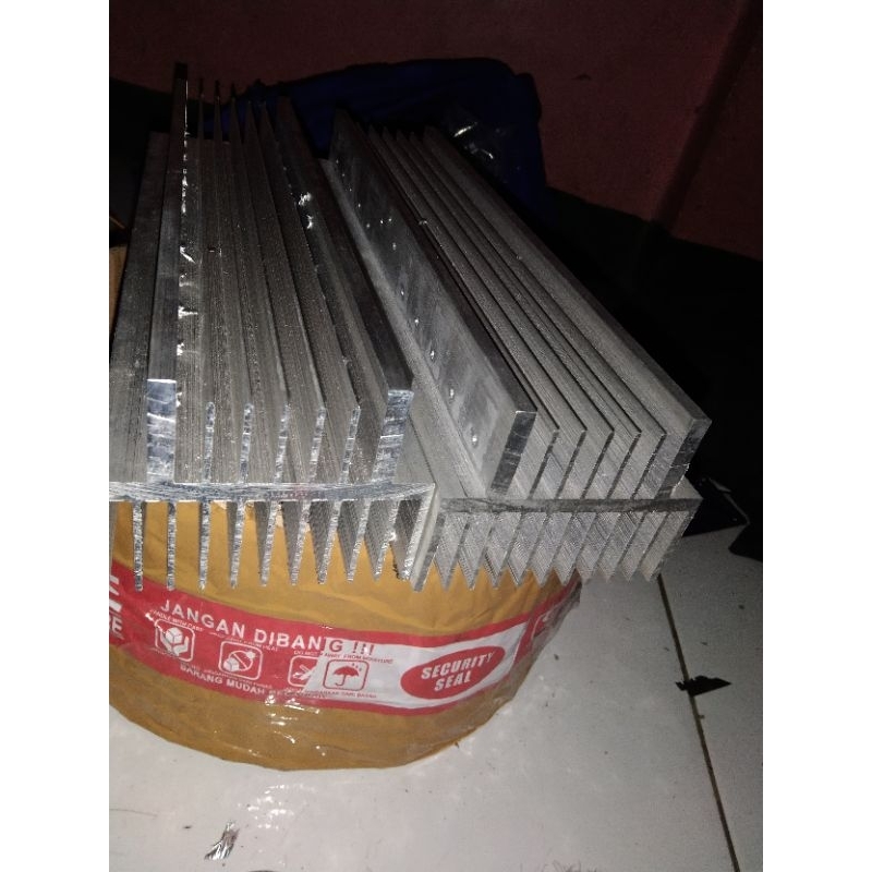 heatsink pendingin 2U 30cm tebal 6mm (bekas)