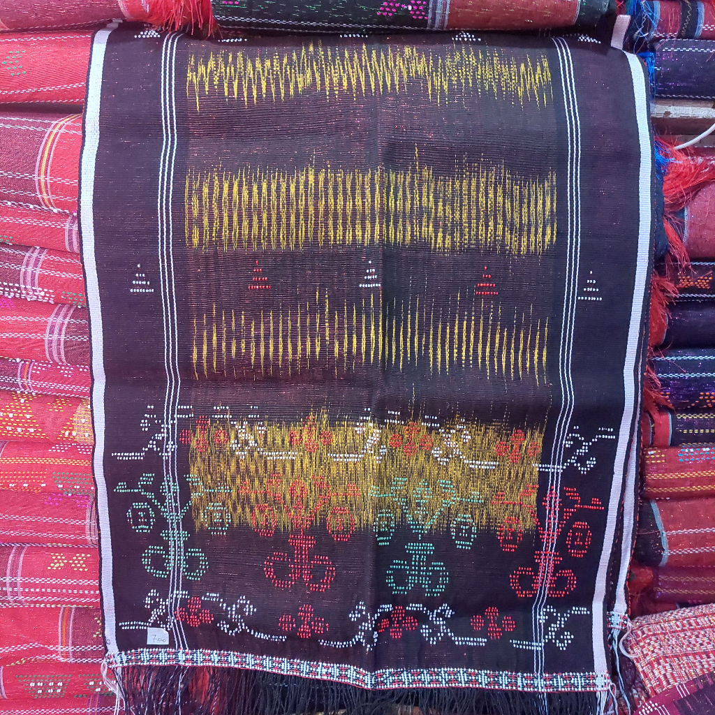 Ulos Batak Bintang Maratur Motif Keranjang