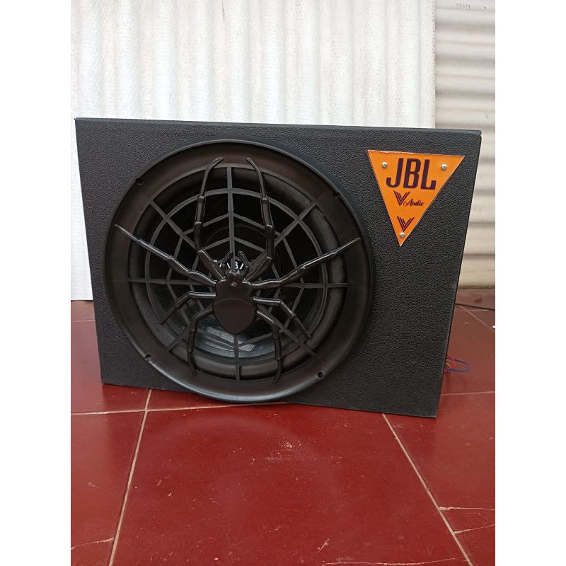 AUDIO MOBIL SUBWOOFER AKTIF EMBASSY 12 INC/BASSTUBE TERPASANG POWER AMPLIFIER PLUS GRIL/PELINDUNG