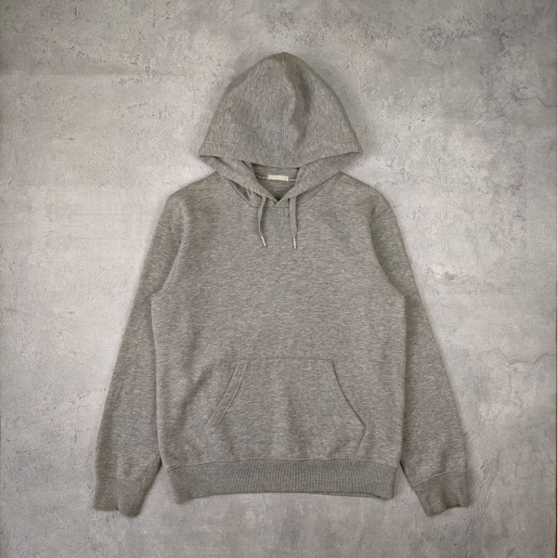 GU PULLOVER HOODIE GREY