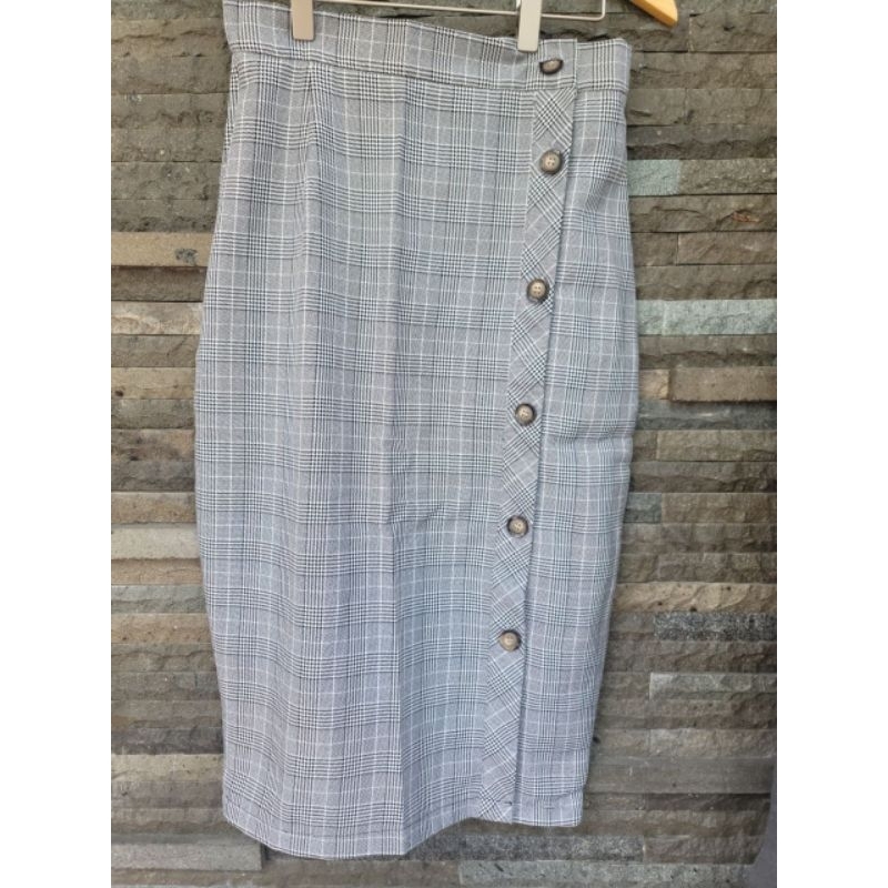 LOOKBOUTIQUESTORE 8 GREY POLKA (SIZE L)