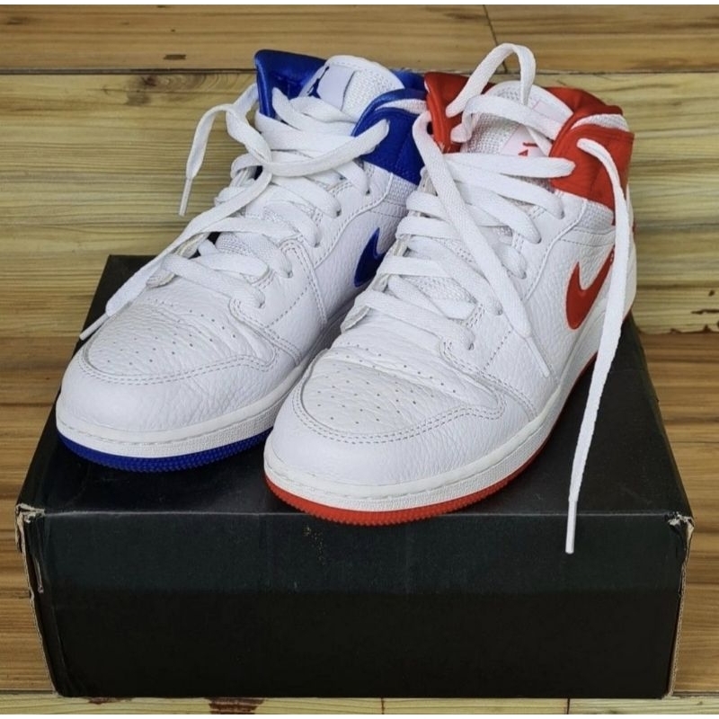 NikeAirJordan1MidSE