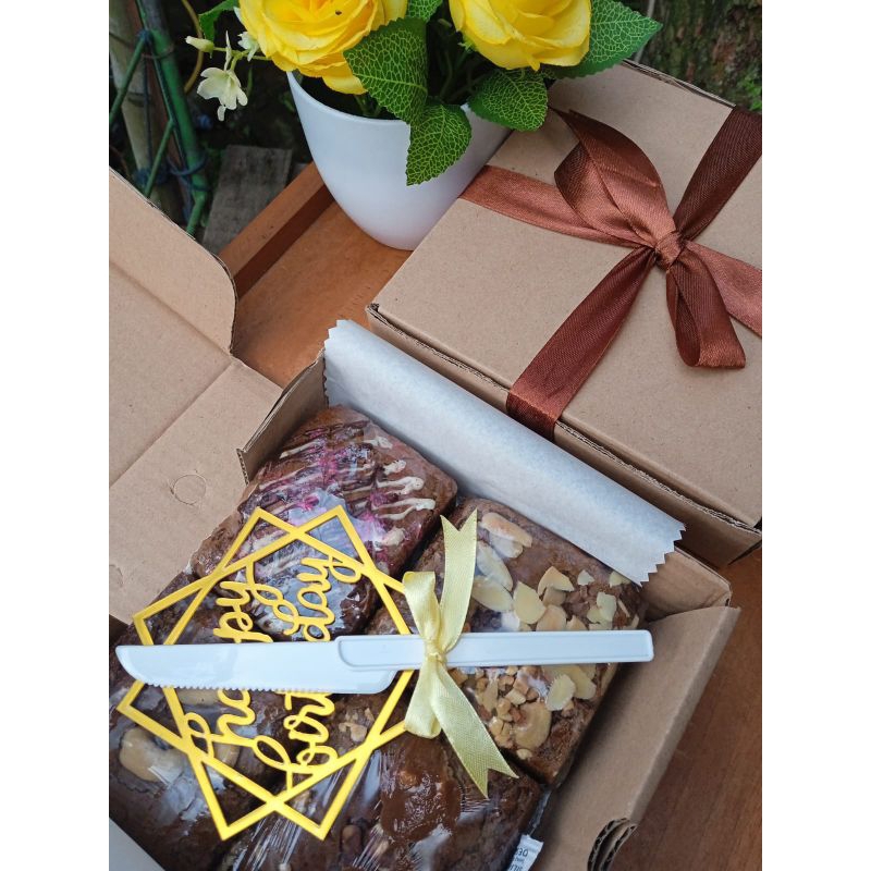 

BROWNIES (HAMPERS)