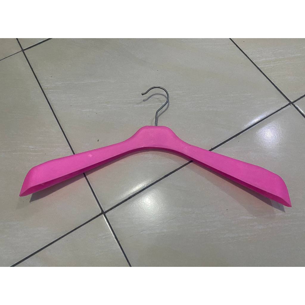 OBRAL Hanger Baju Bekas Toko