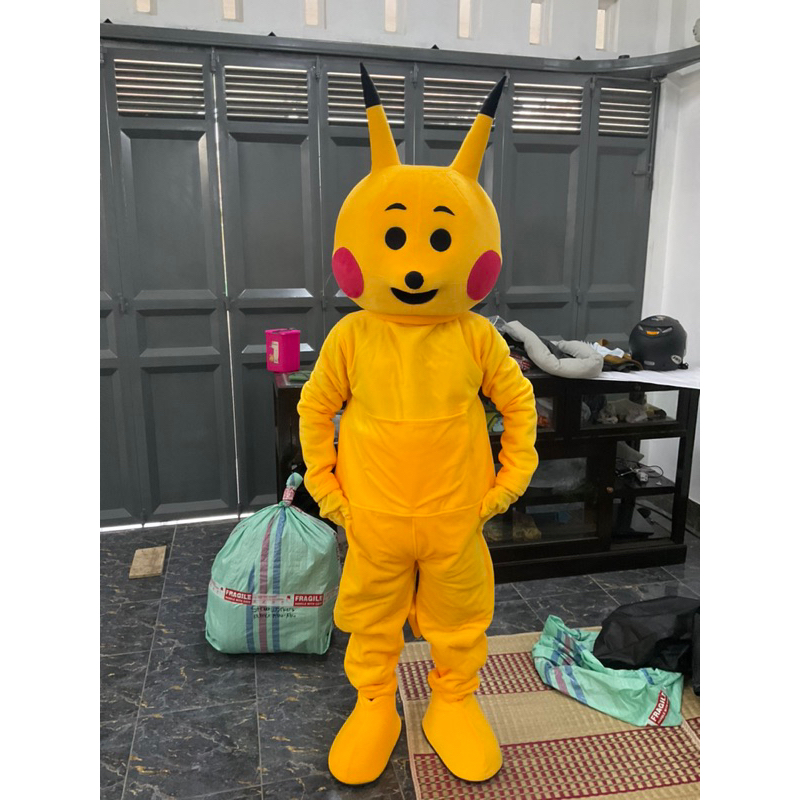 Kostum Badut Pikachu