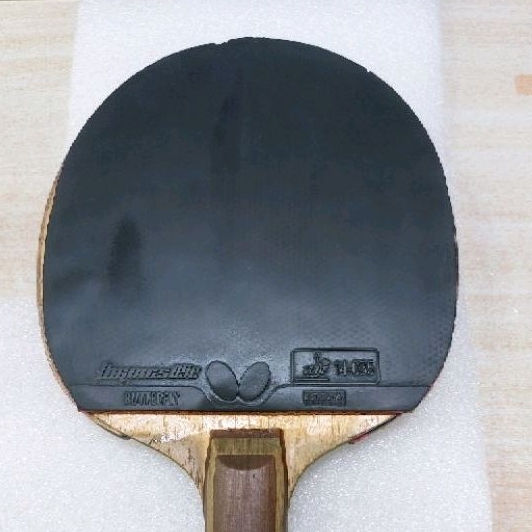 Karet Pingpong Karet Butterfly Dignics 09C Bekas Original