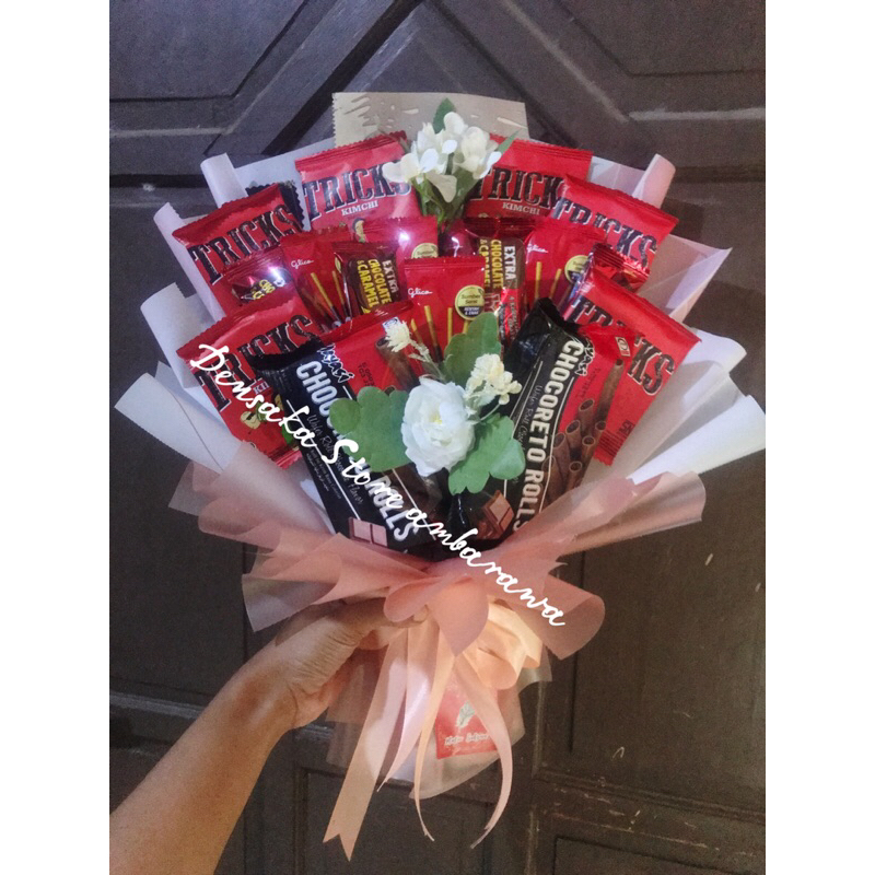 

buket jajan snack coklat bisa request sesuai keinginan