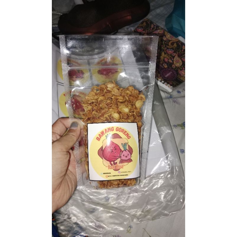 

bawang goreng kak rose rasanya gurih, cocok dimakan pake nasi, bakso, nasi goreng dll