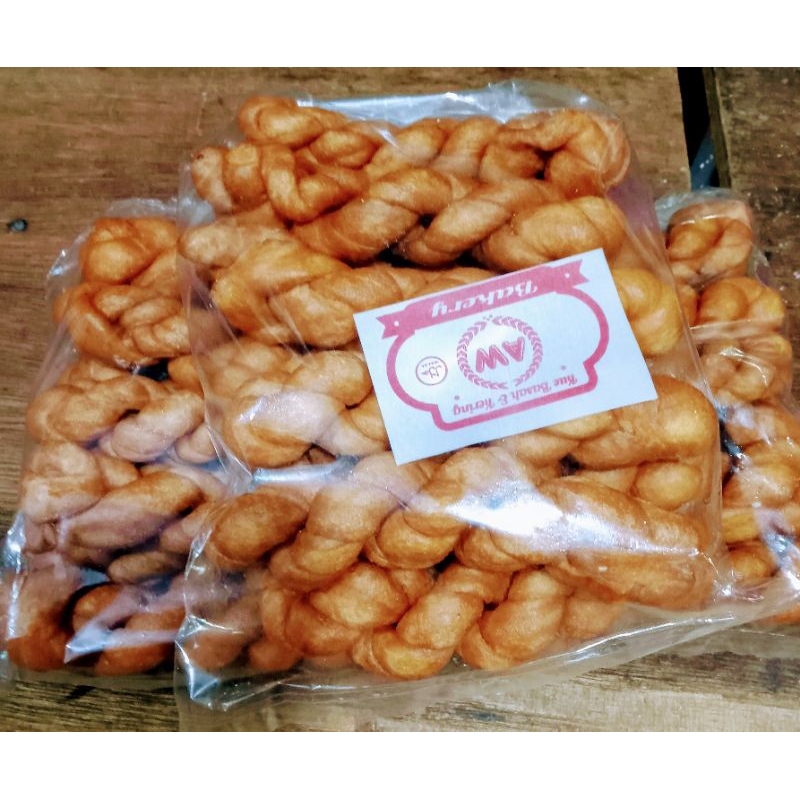 

KUE TAMBANG