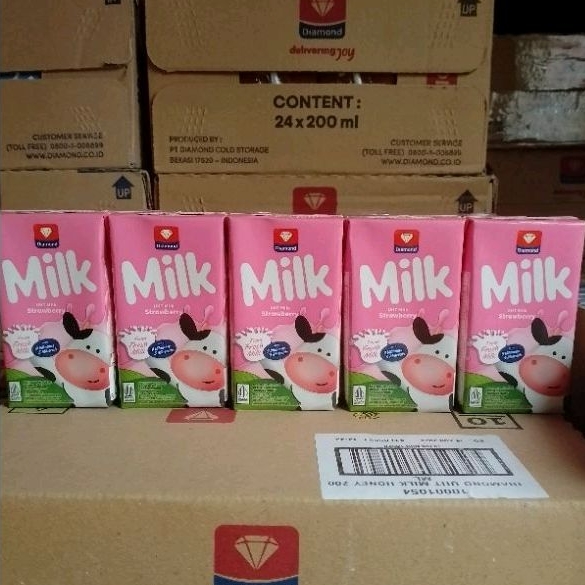 

Susu Diamond Stroberi125ml (5 pcs)