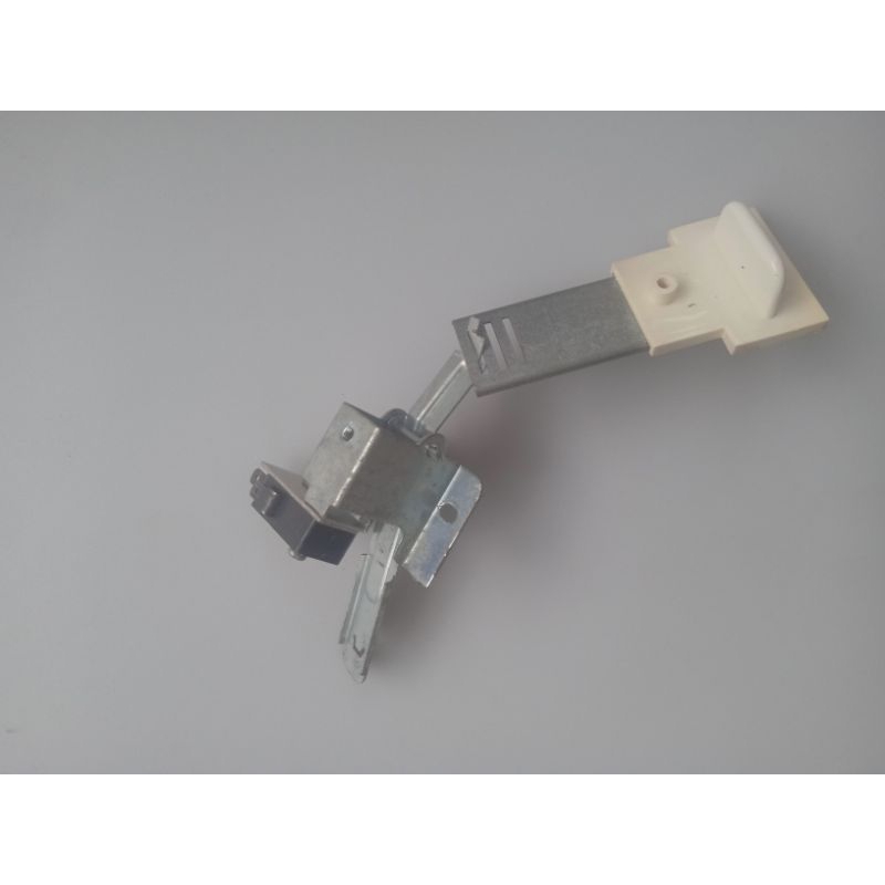 Tombol switch majicom cosmos CRJ-612