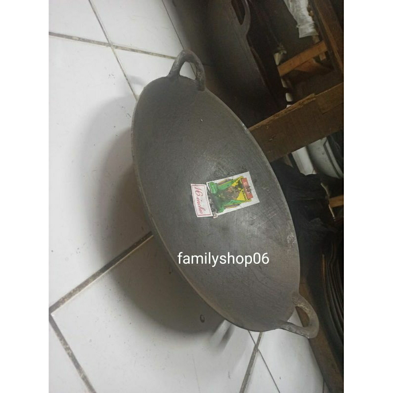 Wajan Kuali Medan Besi Cor EKP No 18 Diameter 45 cm