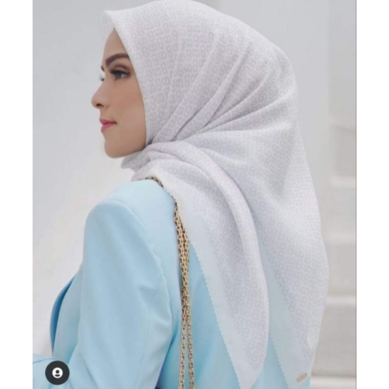 Tapis vanilla buttonscarves