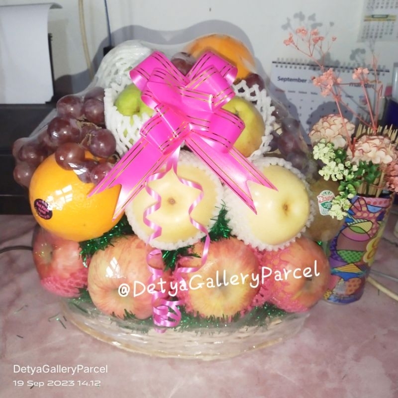 

PARCEL BUAH BEKASI / PARCEL BUAH SEGAR / PARCEL HANTARAN