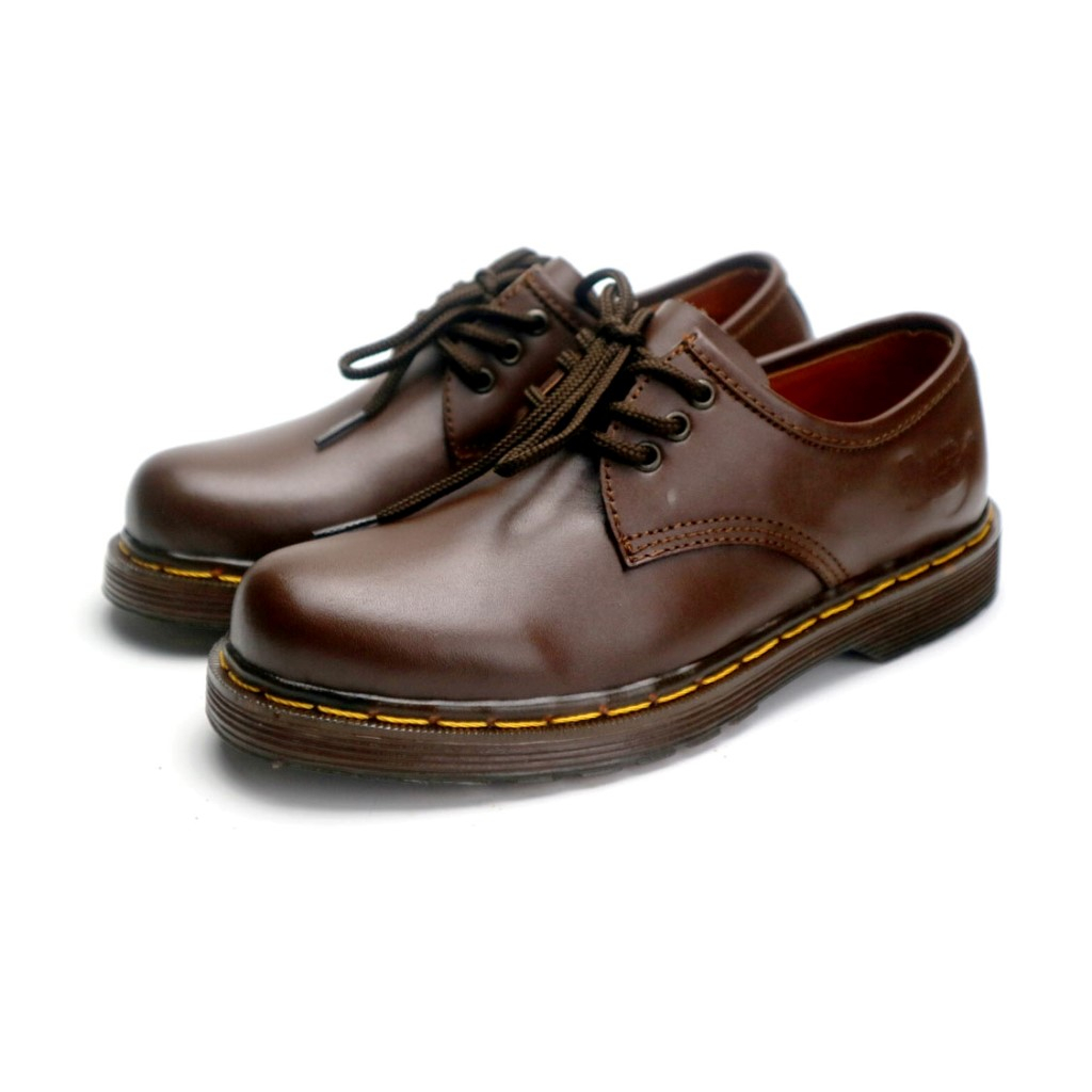 Sepatu Doc Martens Pendek Kulit Pria - Klasik, Stylish, dan Tahan Lama