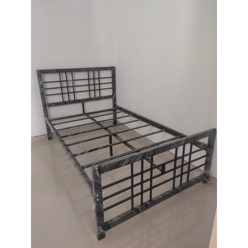 ranjang besi/dipan besi minimalis/rangka kasur