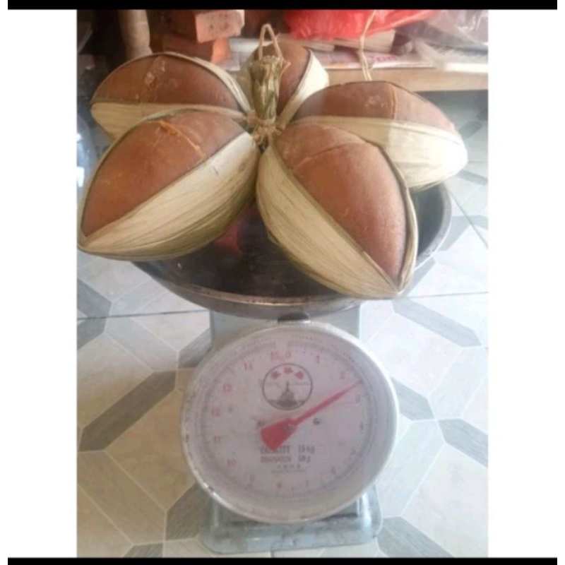 

gula aren cimenga 100% asli tanpa campuran. 100%alami. kualitas ke 1 di daerah Lebak banten. 1 kojor (isi 5 pasang)