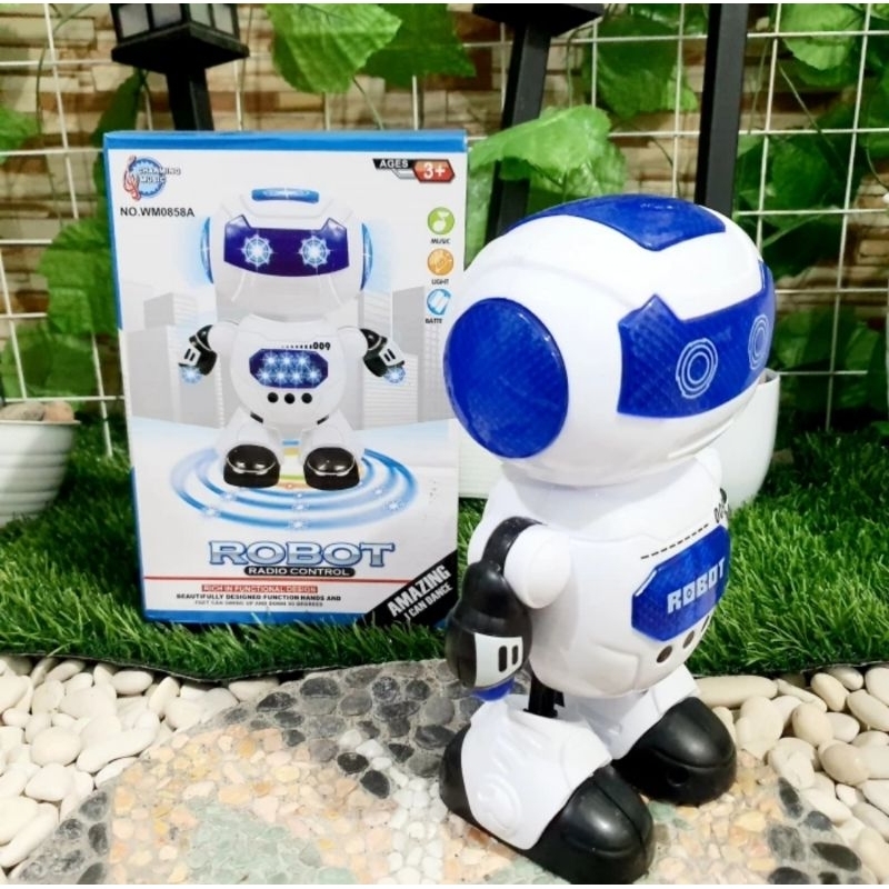 mainan robot warior bisa jalan dan bunyi - mainan robot jalan nyala