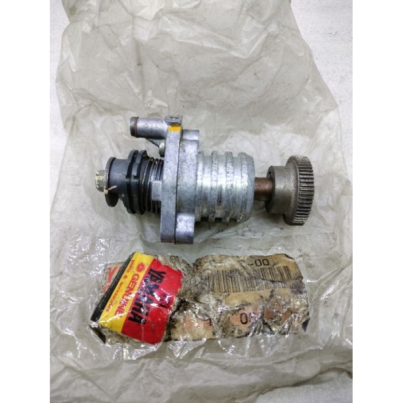 pompa oli yamaha v75 v 75 original nos japan