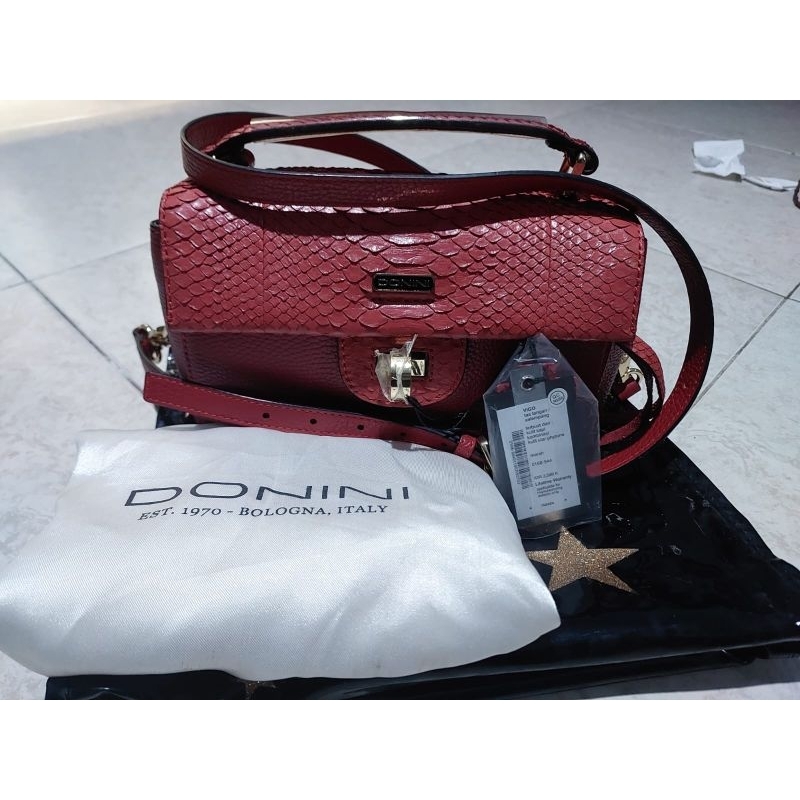 Donini Vigo red