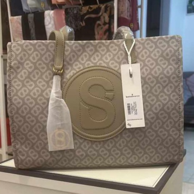 AALIYA TAPIS BAG BUTTONSCARVES NEW